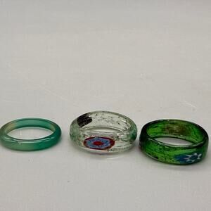 Vtg Glass Rings Set of 2 Handmade Green Painted Rings size 6.5